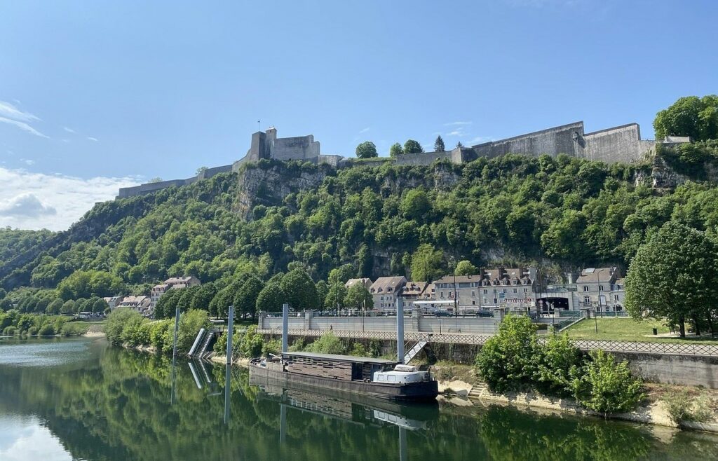 besancon 5206261 1280